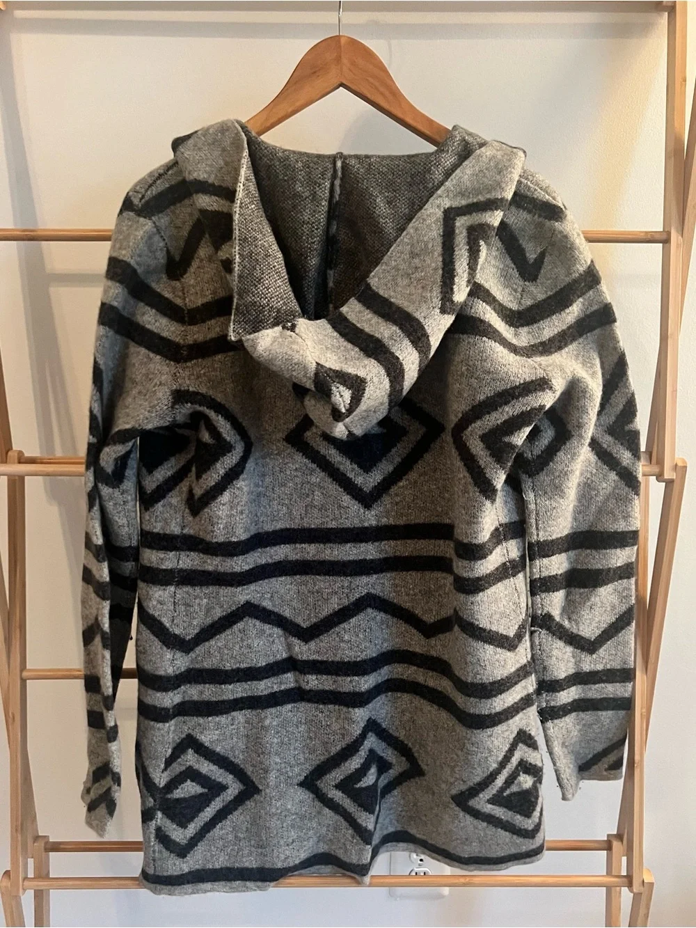 Toad&Co Wool Gray & Black Geometric Hooded Cardigan - Picture 2 of 3